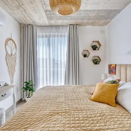 Swieqi Sky Duplex Terrace