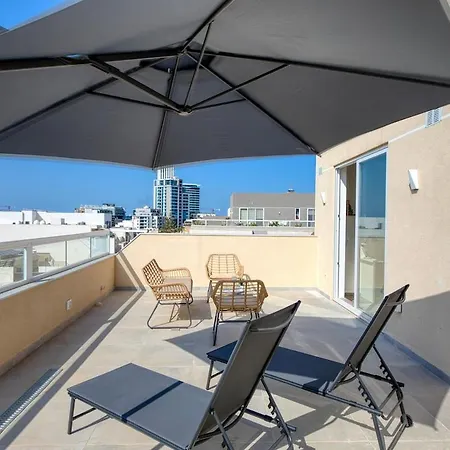 Swieqi Sky Duplex Terrace *