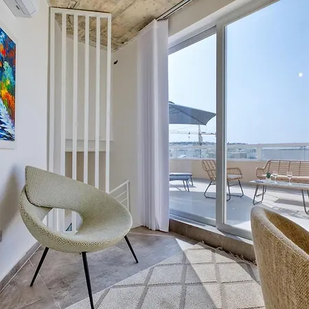 Swieqi Sky Duplex Terrace Apartment Is-Swieqi